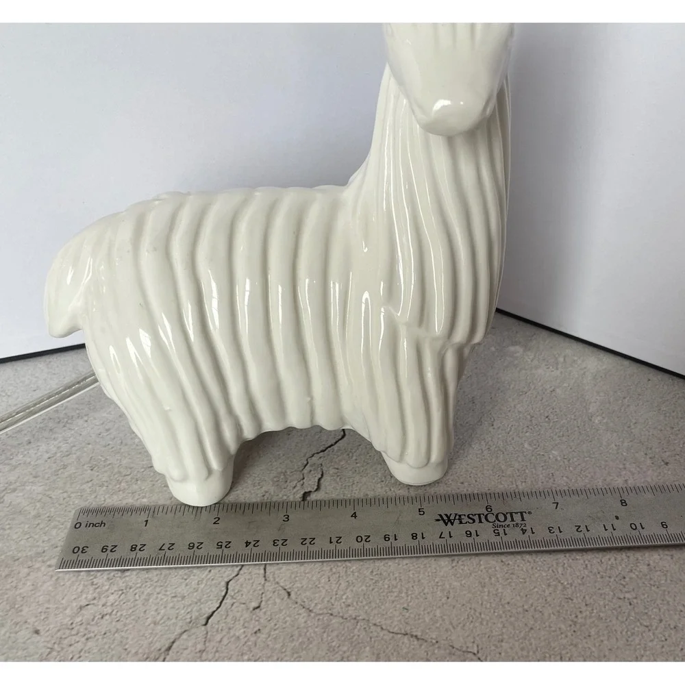 Vintage MCM Fabbri Art Style White‎ Ceramic Llama Accent Lamp Alpaca Light